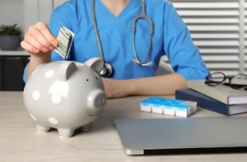 HSA vs FSA piggy bank medical