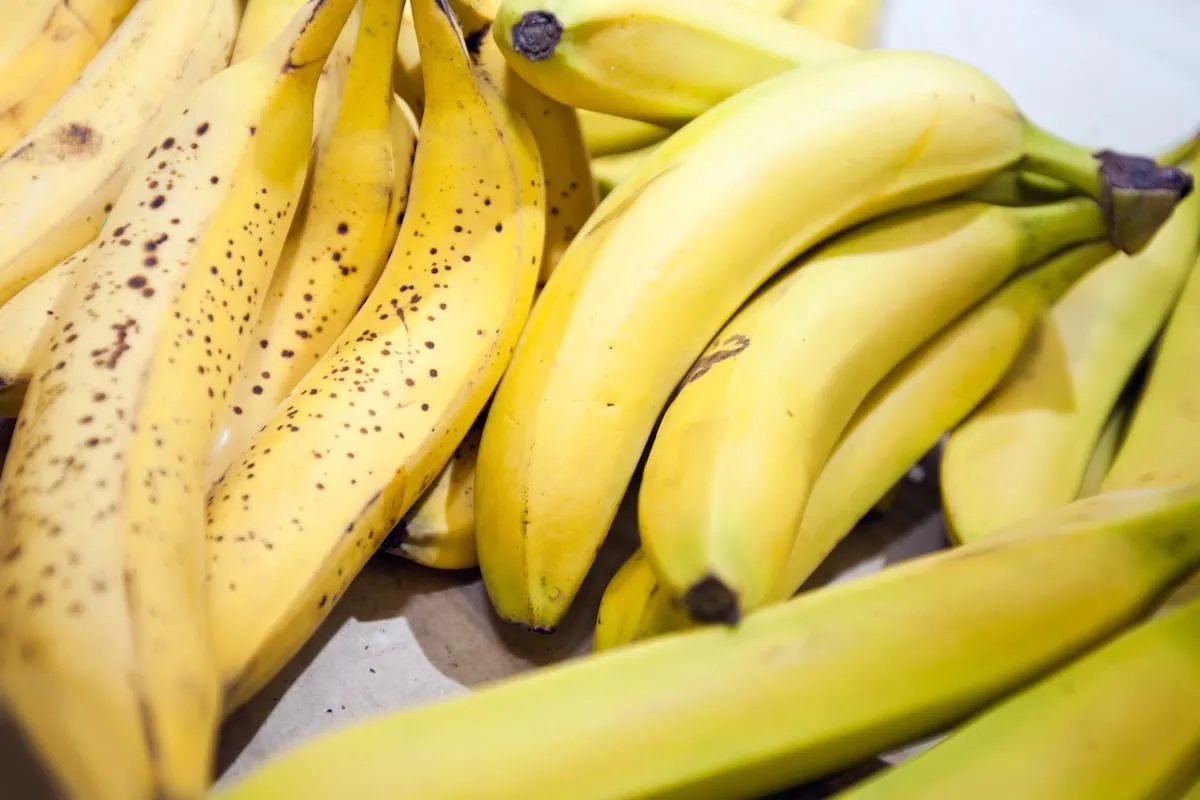 aldi banana fruit 1200