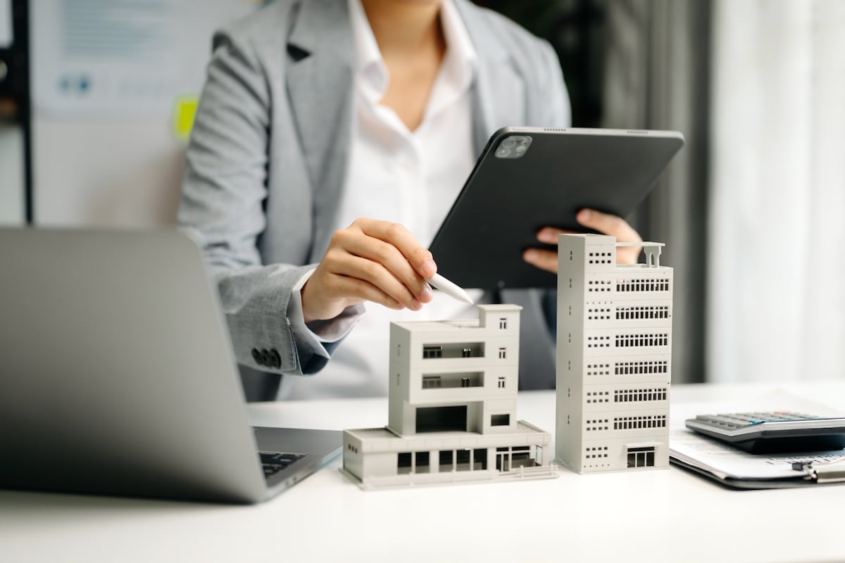 7 Best Multifamily Property Management Software to Use [2023]