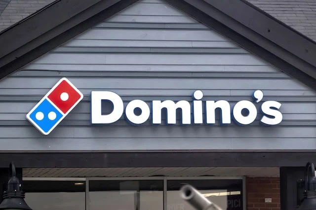 blue chip stocks dominos 640