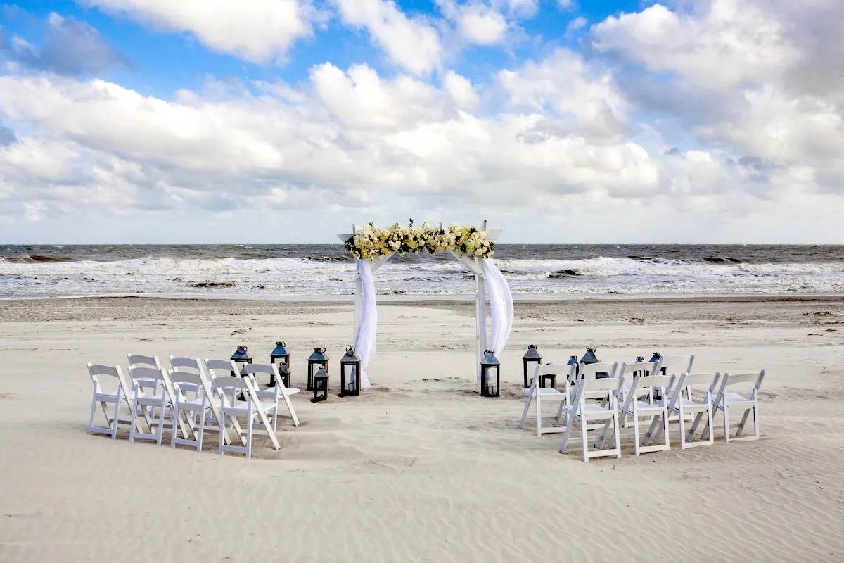 budget wedding beach ceremony 1200