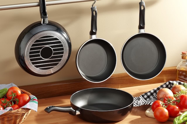 buy new cookware pans kitchen