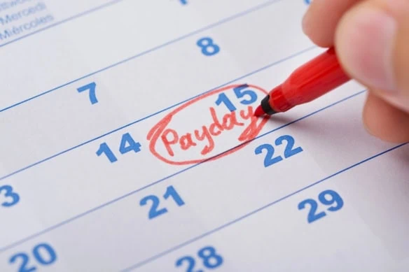 circling monthly payday on calendar