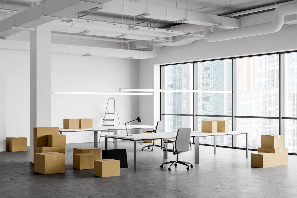 10 California-Based Companies That Moved to Other States in the 2020s 2 empty office moving out