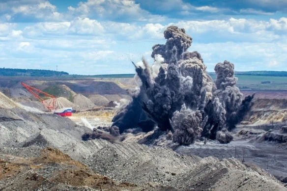 Explosion on open pit