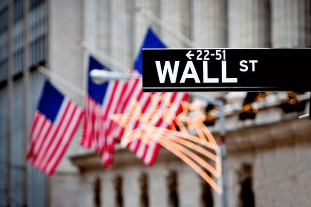 Fidelity 500 Index FXAIX large companies wall street