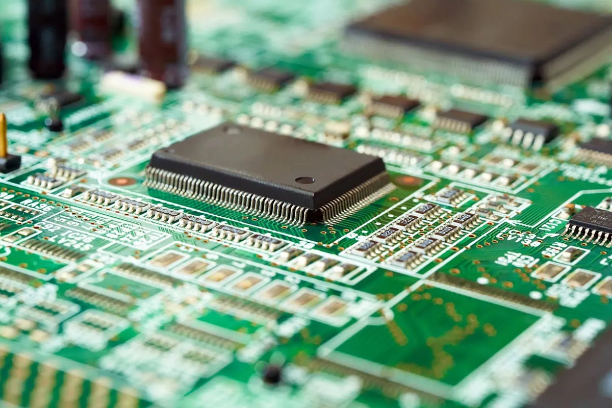 fidelity select semiconductors portfolio fselx large