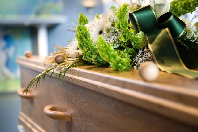 funeral costs coffin flowers