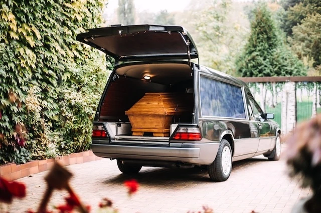 funeral costs hearse