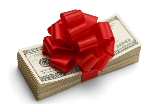 gift cash ribbon estate tax