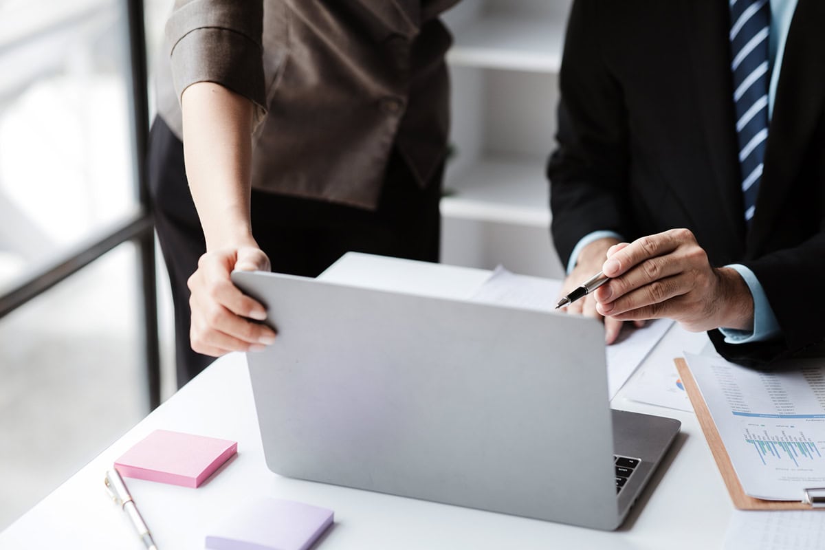 How to Invest in Private Equity Investments [Accredited + Non-Accredited Investors]