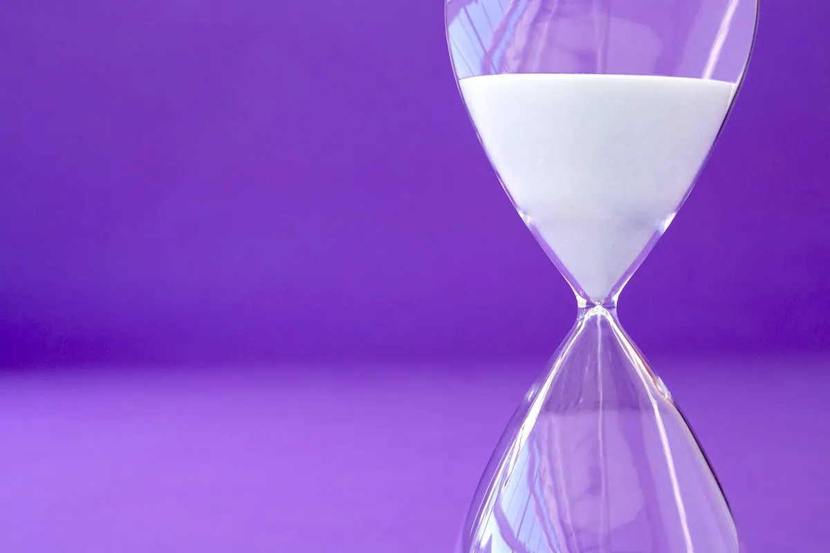 hourglass time lower taxes 1200