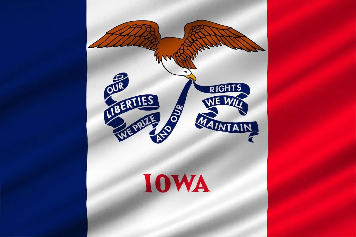 Your Guide to Which States Don't Tax Retirement Income 15 Iowa state flag 1200