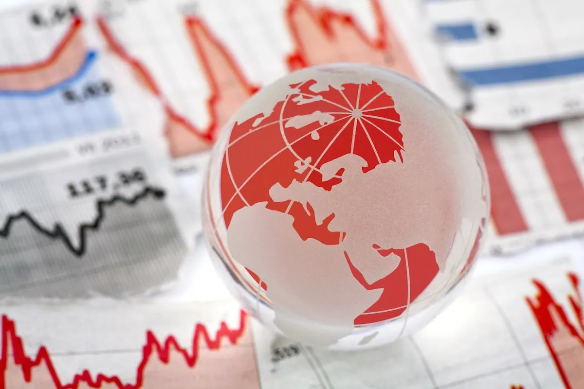 janus henderson recession globe tariffs 1200
