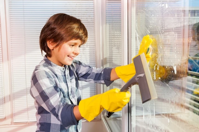 kid making money window washer job