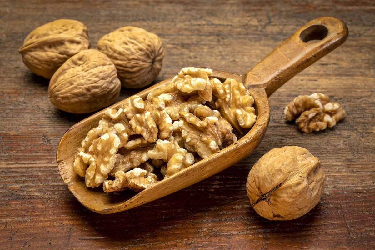 kirkland signature half walnuts 1200