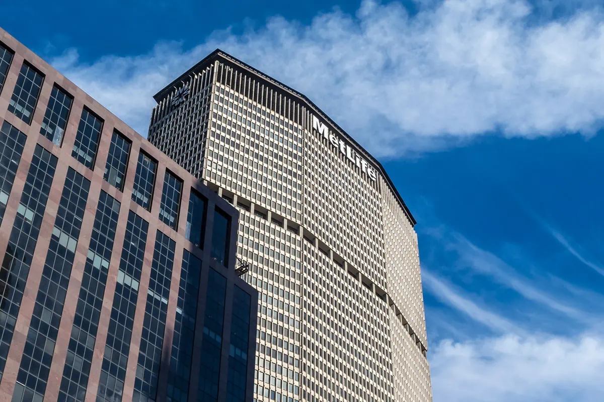 7 Best-Rated Value Stocks You Can Buy Now 3 metlife met stock large