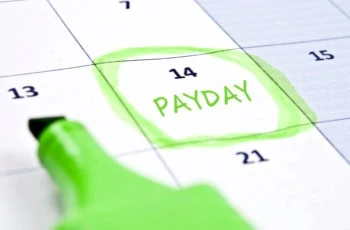 a date highlighted on a calendar that says payday.