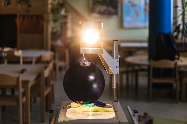 obsolete overhead projector