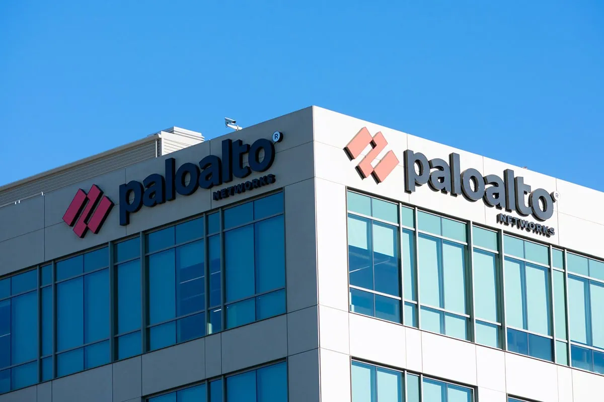 8 Tech Stocks to Buy: The Pros' Picks 3 palo alto sign on the side of a building.