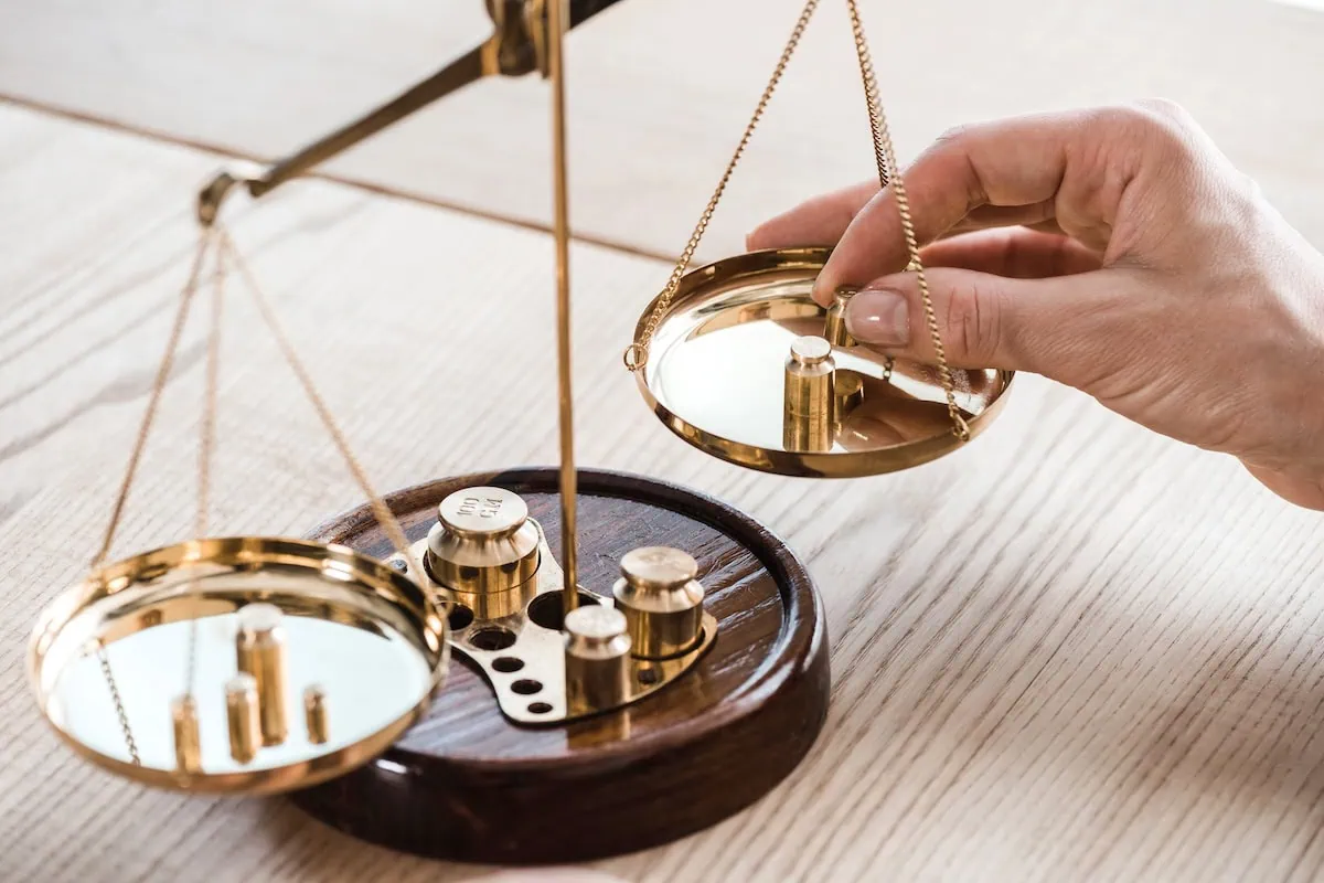 7 Outdated Money Rules That No Longer Make Sense 8 portfolio balancing weighing scale 1200