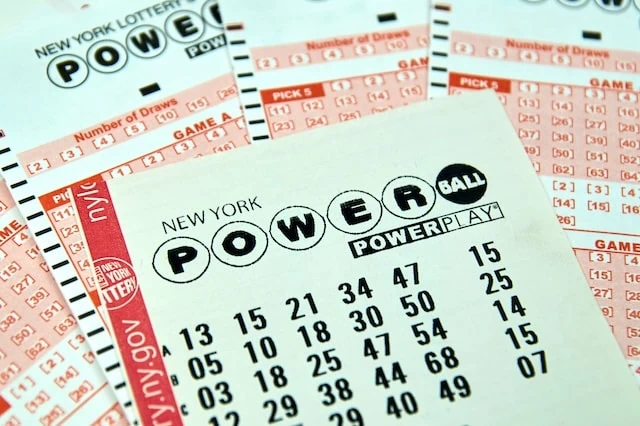 powerball ticket winnings tax