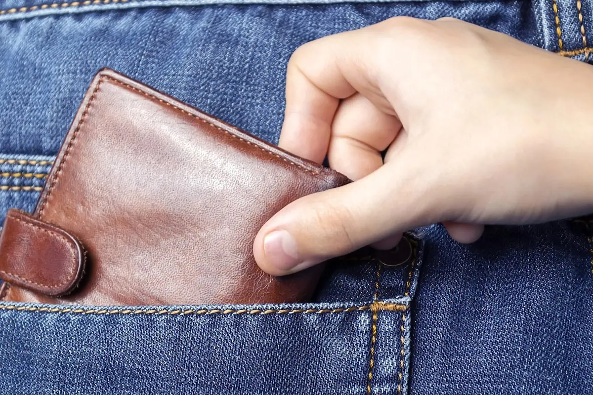 retirement expenses wallet costs 1200