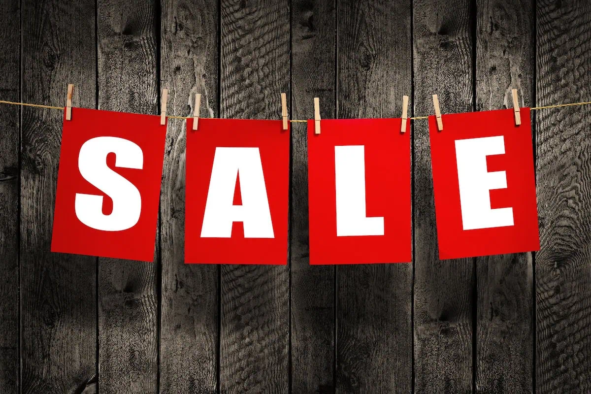 7 Great Stocks You Can Find on the Discount Rack 2 sale buy cheapest 1200