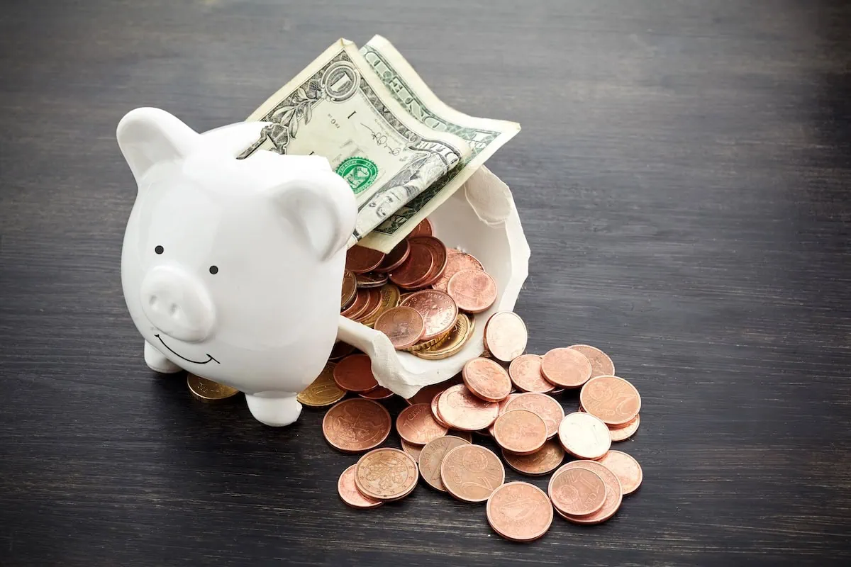savings withdrawal strategies breaking bank 1200