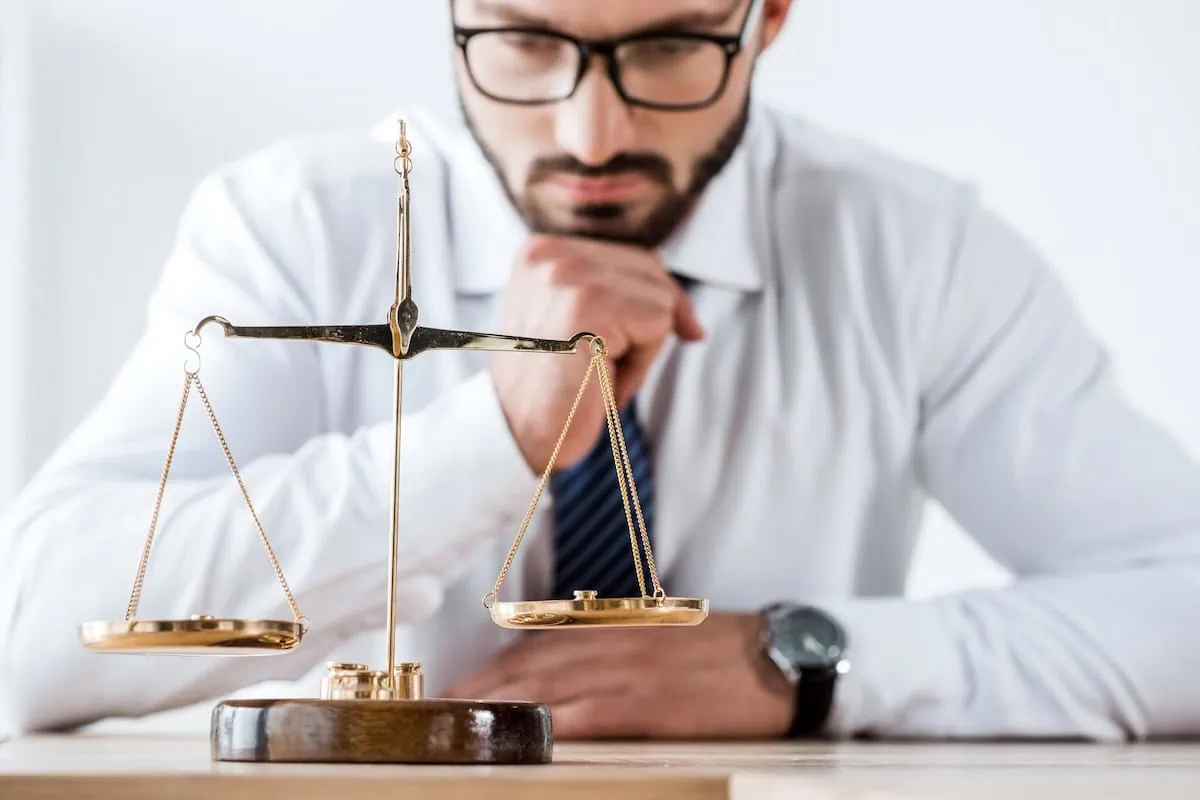 Always Watch Your Portfolio Weights. Is it Time to Rebalance? 2 scale balance portfolio rebalancing 1200
