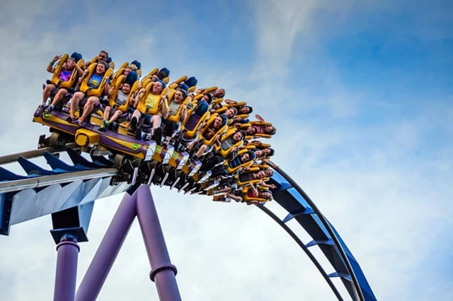 six flags entertainment best growth stocks