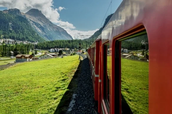 switzerland train mountain town