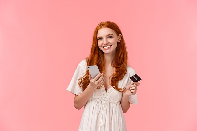 🚀 Launching Futures: 7 Best Teen Debit Cards, Vetted by a CPA 30 teen smartphone credit debit card pink background