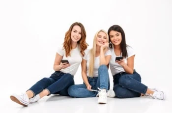 young adults planning teens teenagers mobile phones 1200